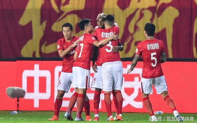  曼联C罗替补登场，补时绝杀升至积分榜首